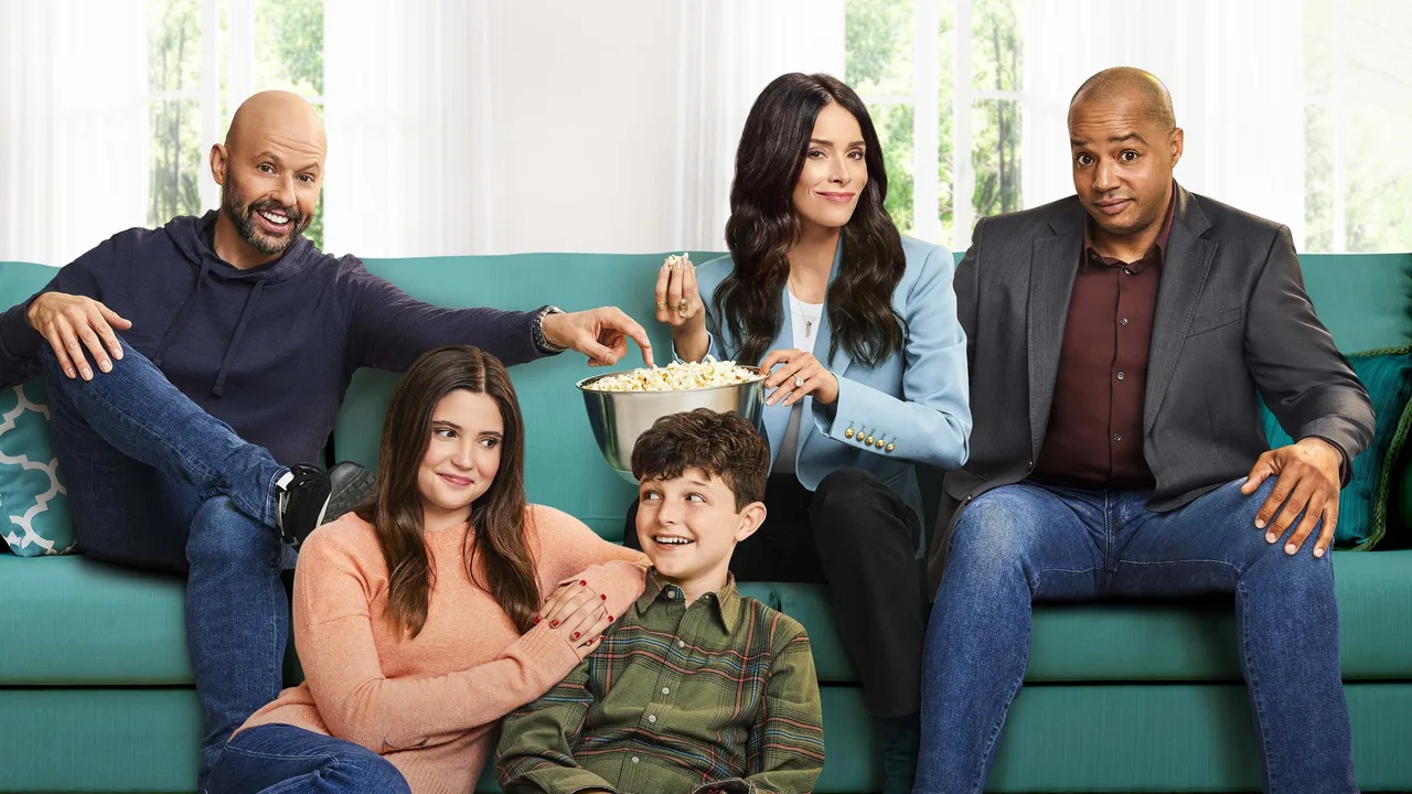 Extended Family (2023)