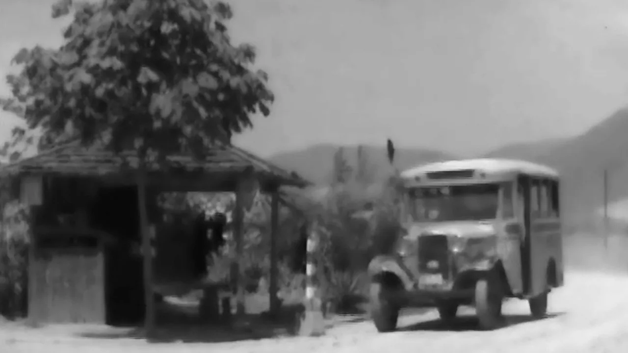 Hideko the Bus Conductor (1941)