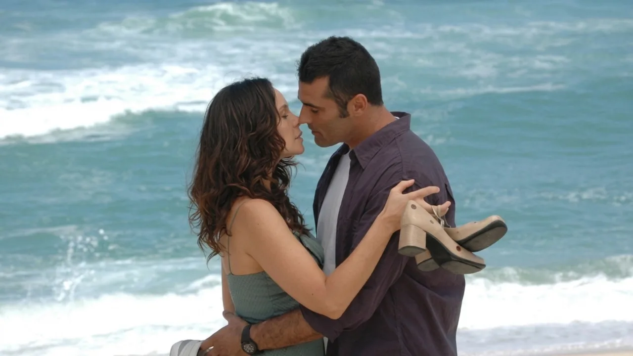 Amor e Intrigas (2007)