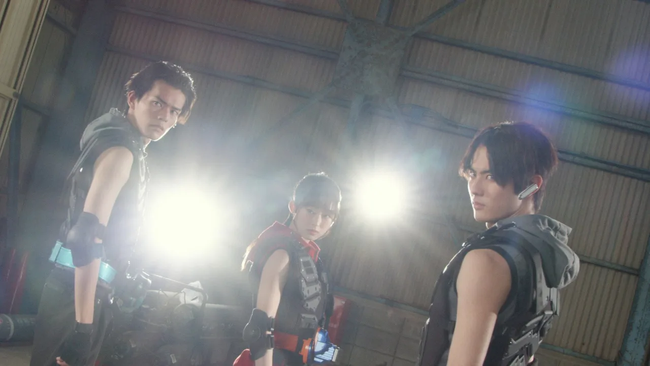 Kamen Rider Revice the Movie: Battle Familia (2022)