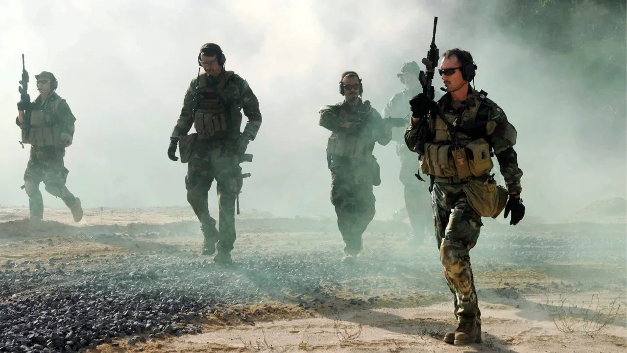 Seal Team Six: The Raid on Osama Bin Laden (2012)