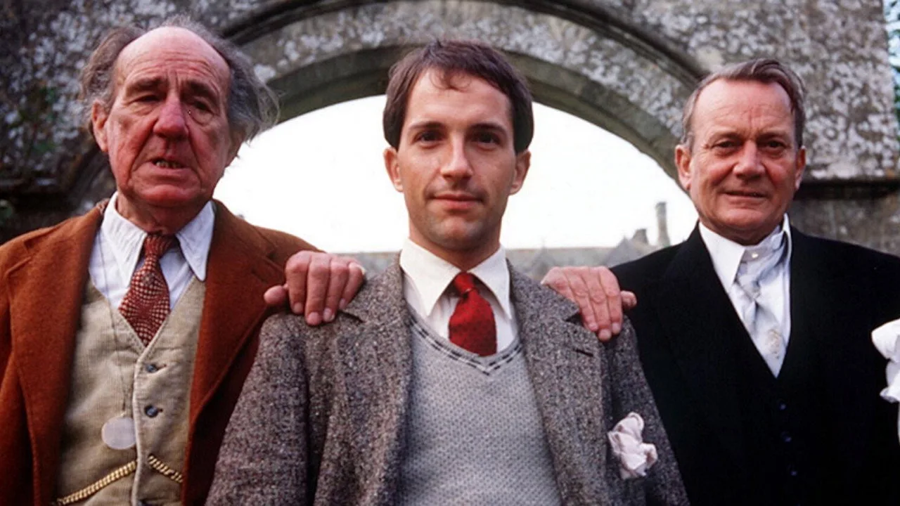 Scoop (1987)