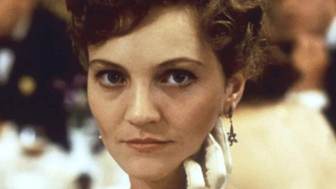Evergreen (1985)