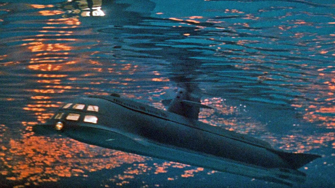 Voyage to the Bottom of the Sea (1964)