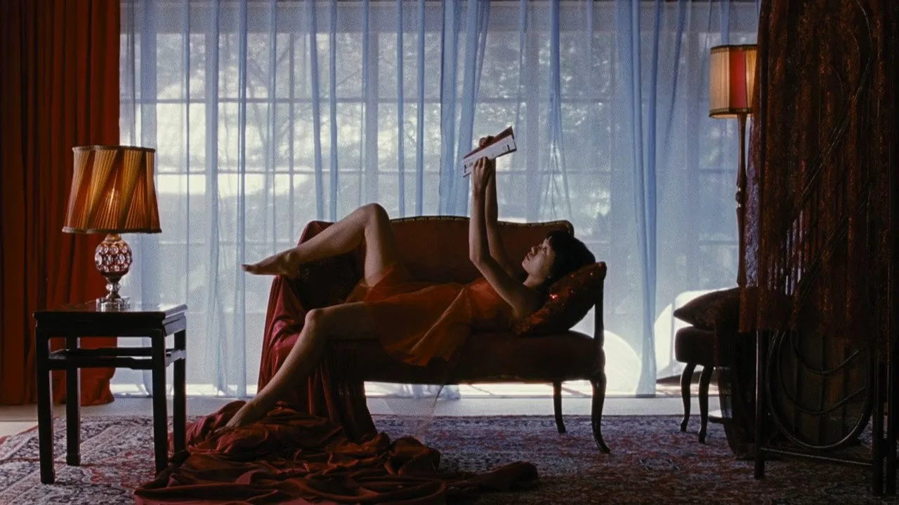 Bitter Honey (2016)