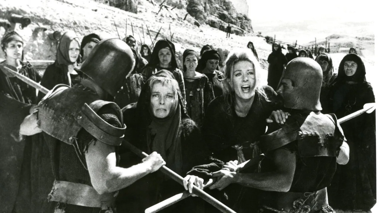 The Trojan Women (1971)