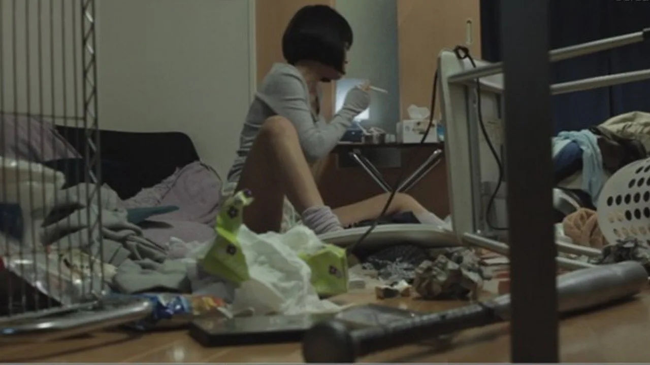 Tokyo Stray Girls (2010)