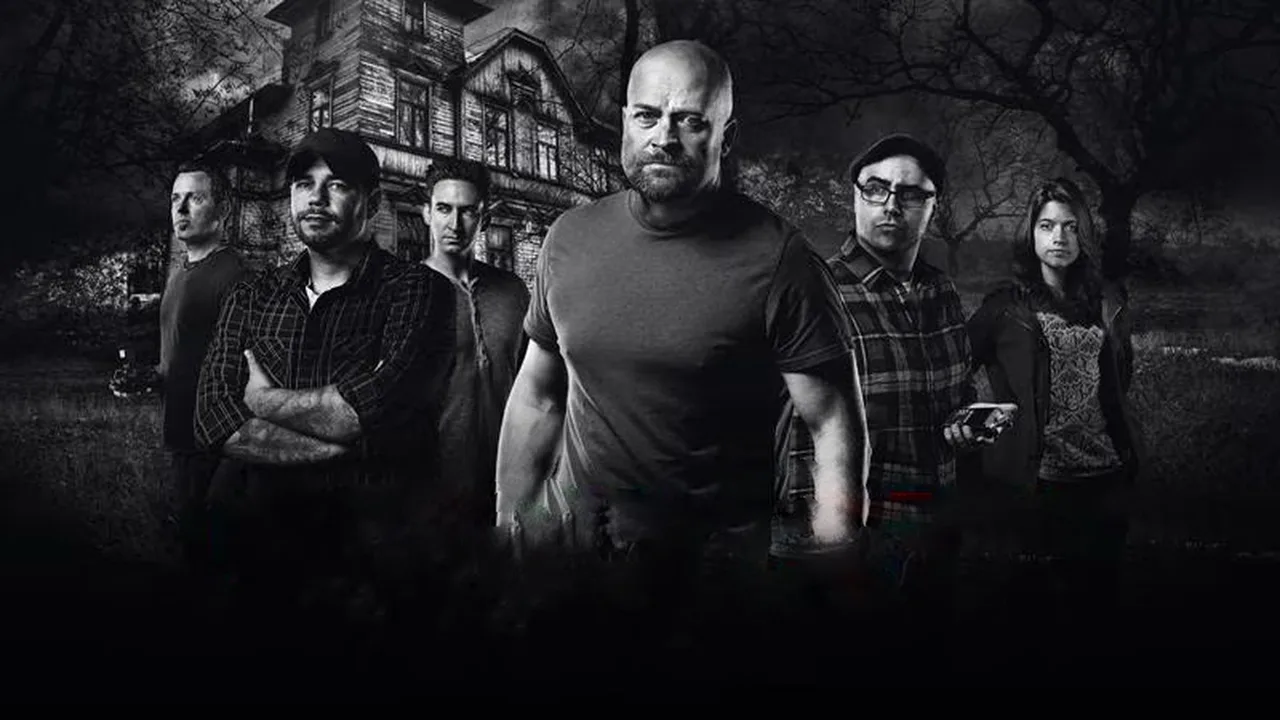 Ghost Hunters (2004)