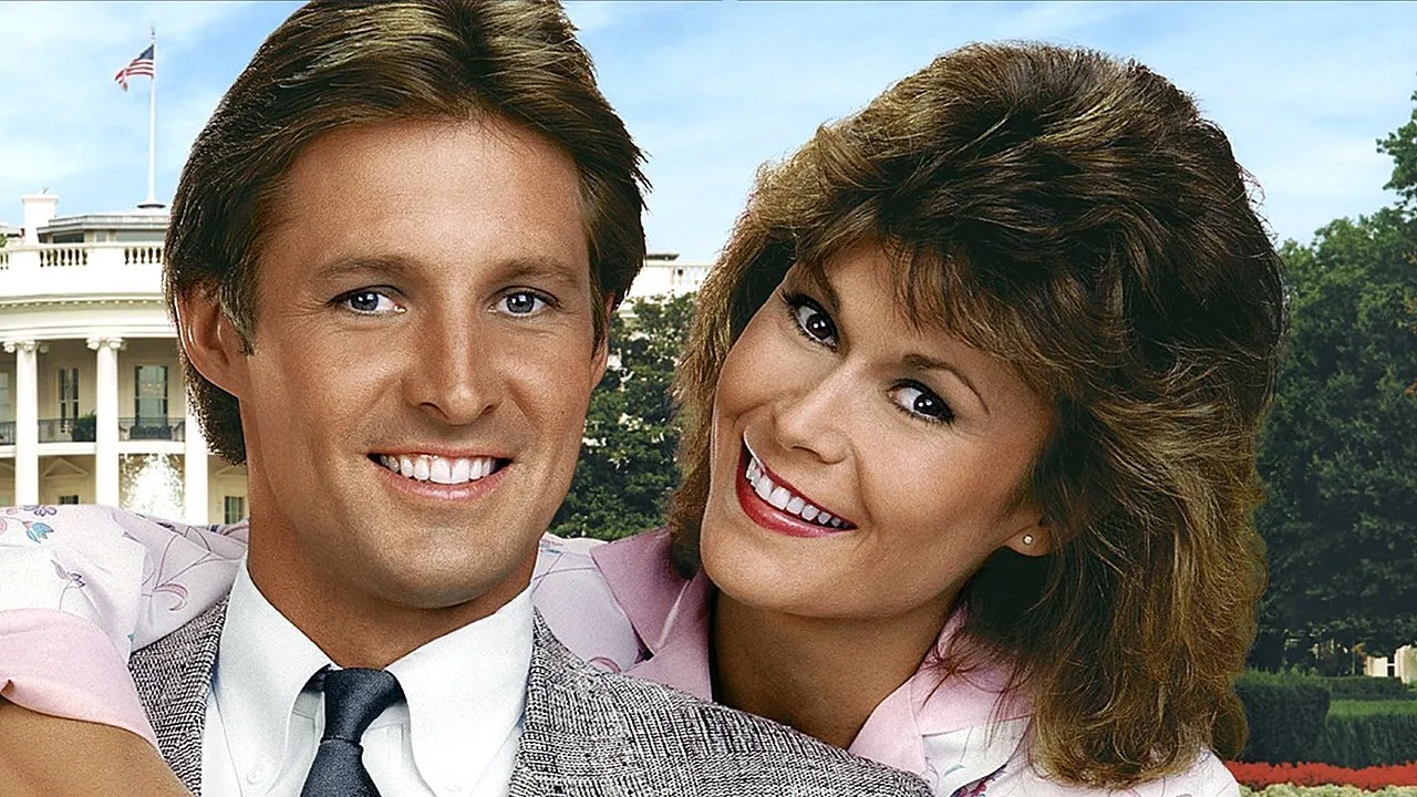 Scarecrow and Mrs. King (1983)