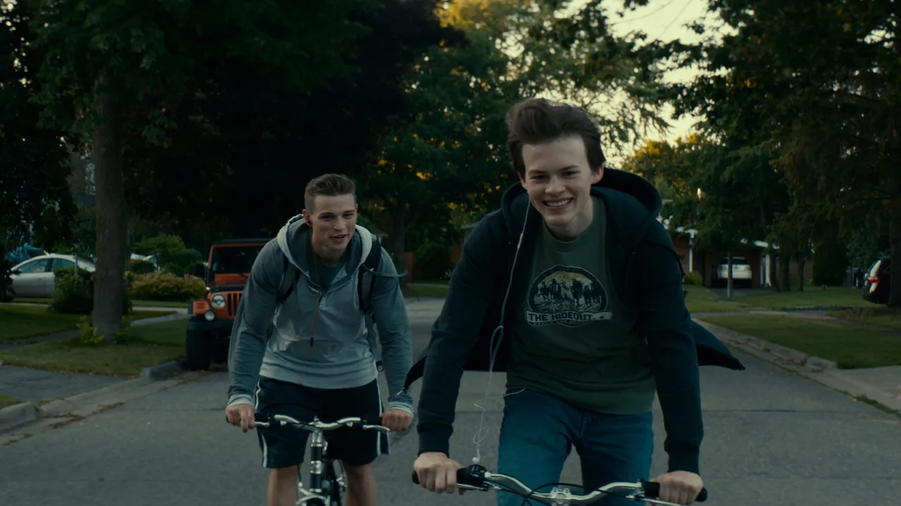 Giant Little Ones (2019)