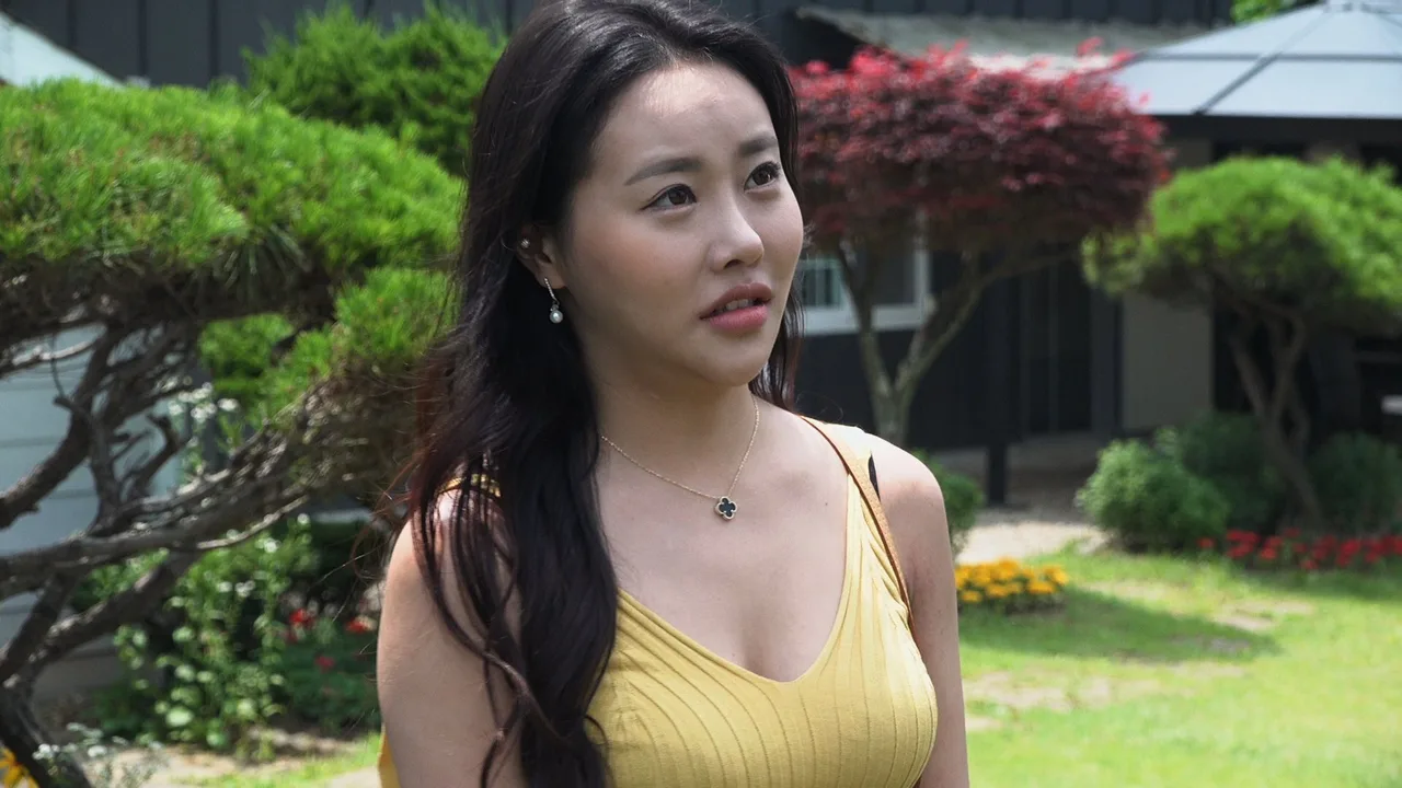 18 Year Old Joo-ah's Hot Day (2020)