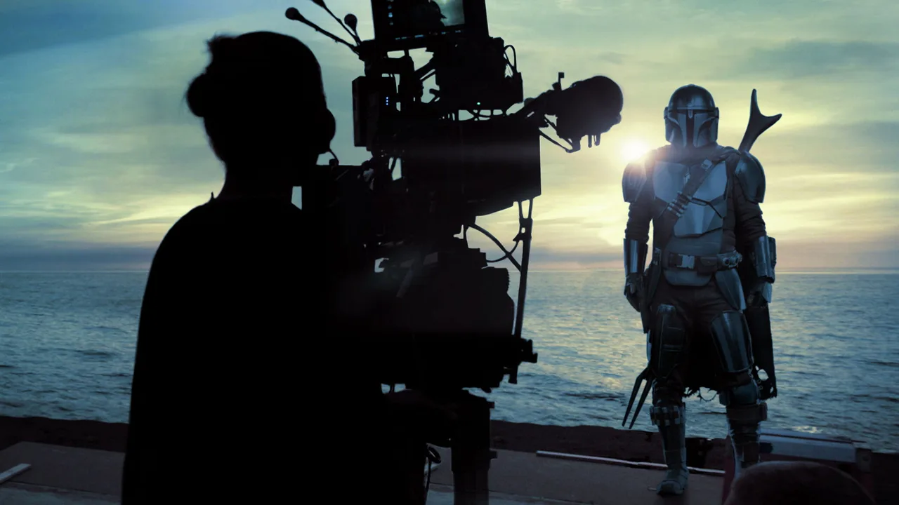 Disney Gallery / Star Wars: The Mandalorian (2020)