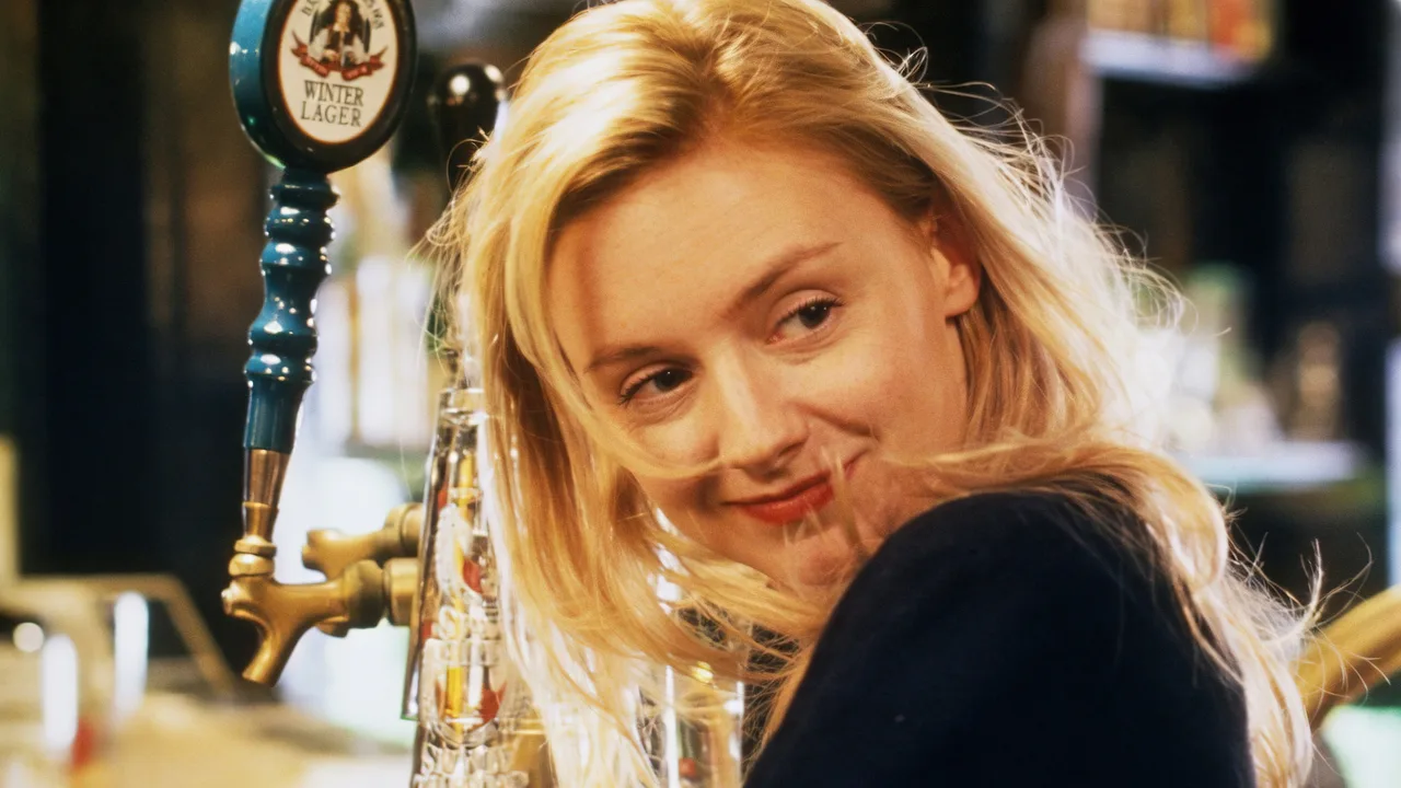 Next Stop Wonderland (1998)