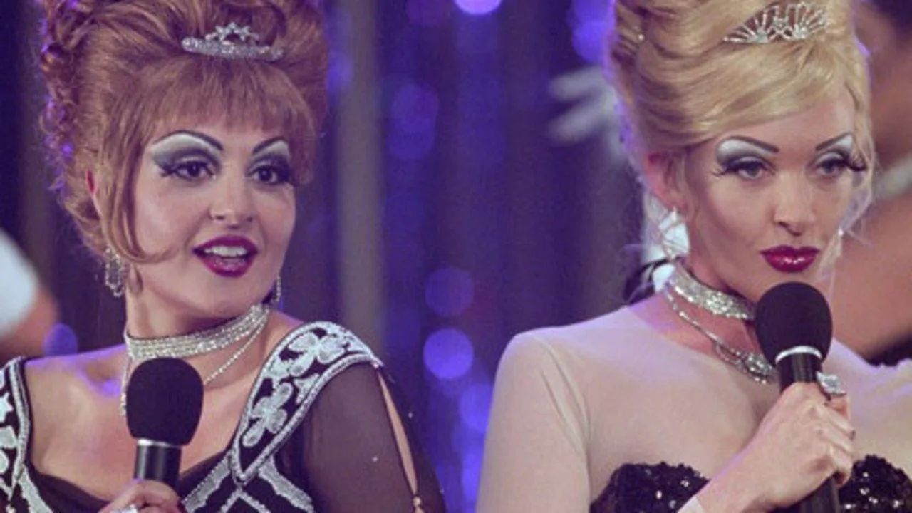 Connie and Carla (2004)