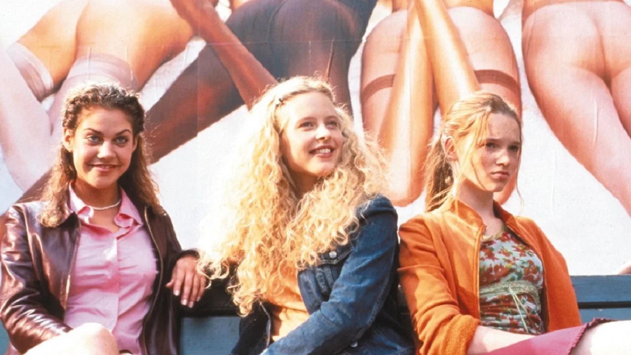 Girls on Top (2001)