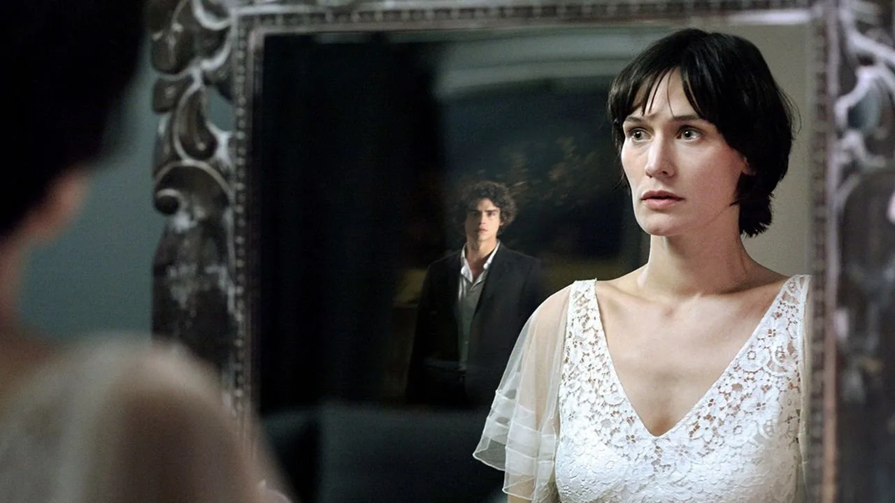 The Returned (2012)