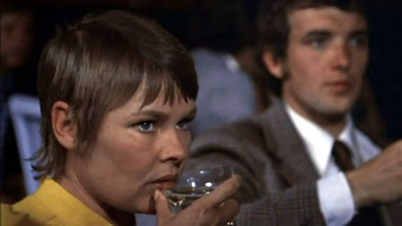 Dead Cert (1974)