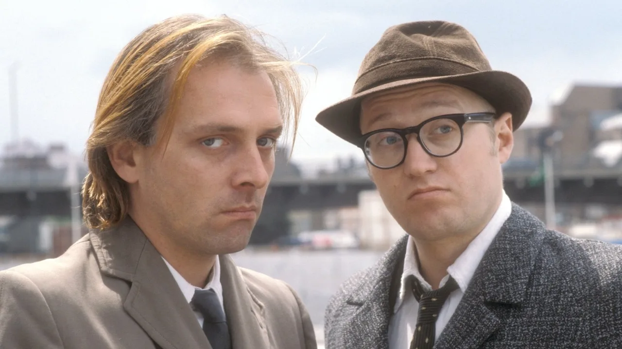 Bottom (1991)