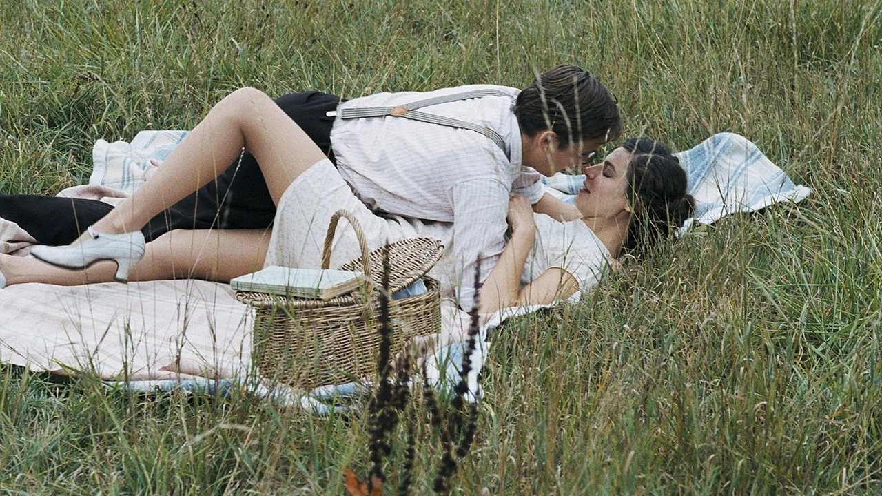 Lovers of the Café Flore (2006)