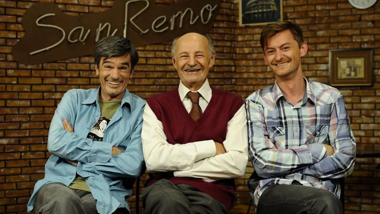 Crazy, Confused, Normal (2007)