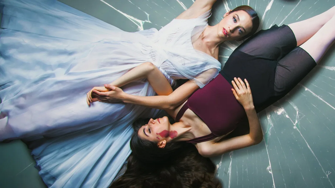 Dancing on Glass (2022)