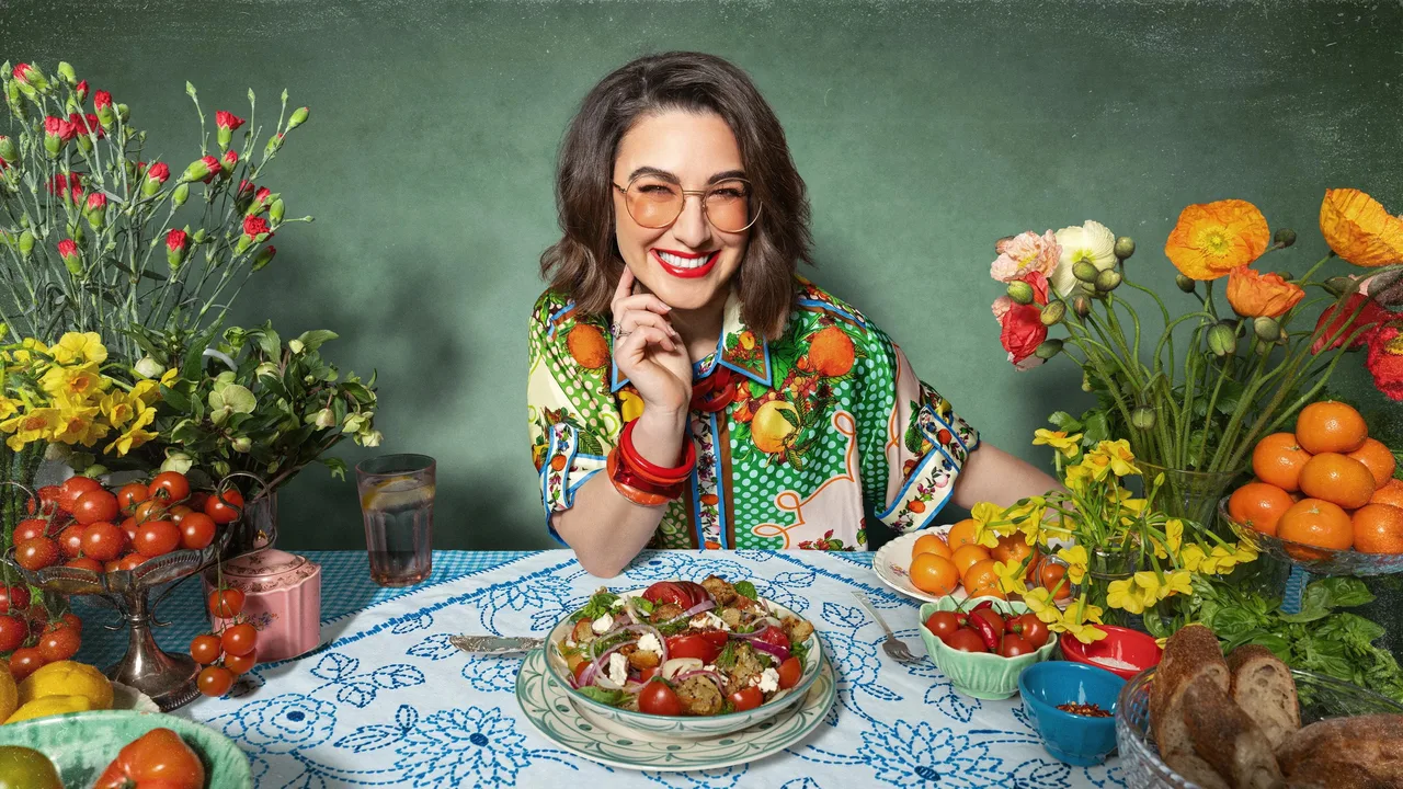 A Bite to Eat with Alice (2024)