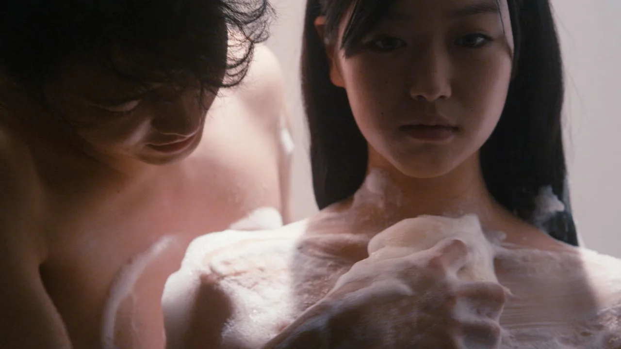Hello, My Dolly Girlfriend (2013)