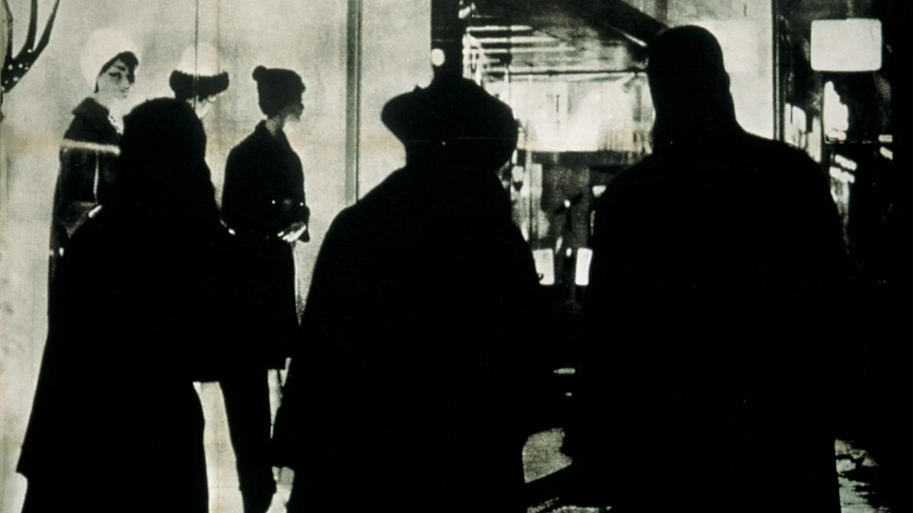 Muriel, or the Time of Return (1963)