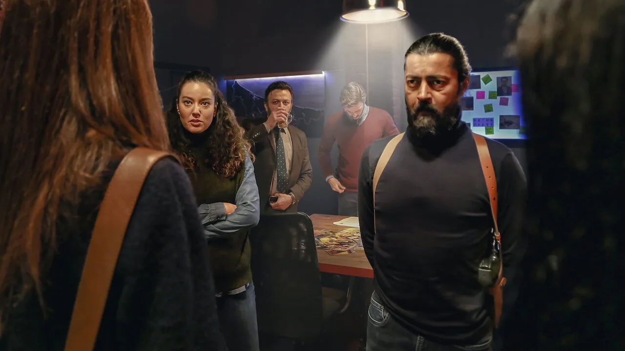 Circle (2017)