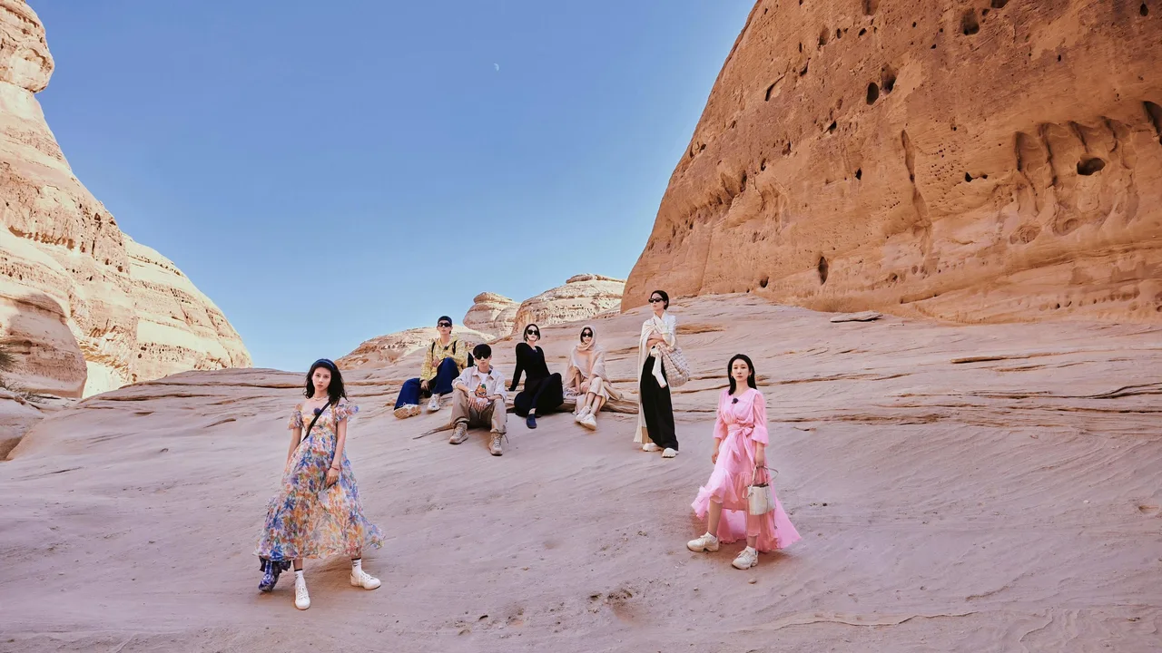 Divas Hit the Road (2014)