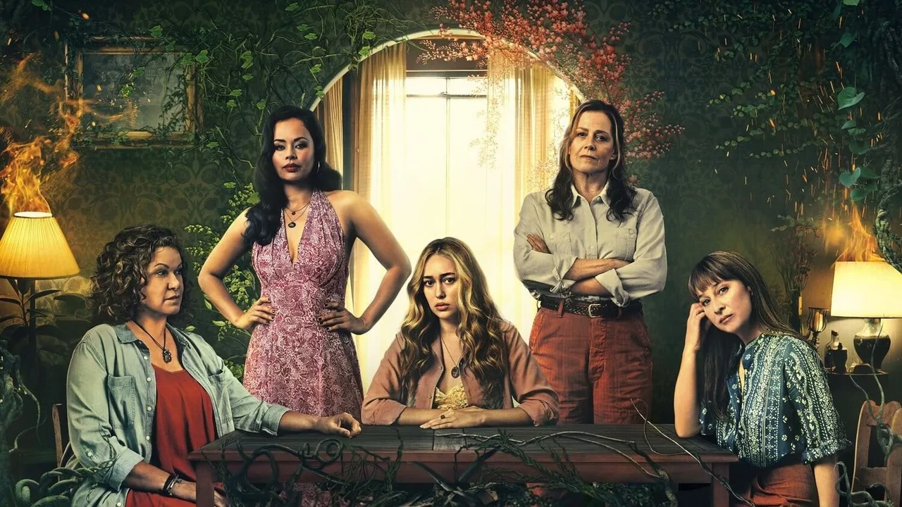 The Lost Flowers of Alice Hart (2023)