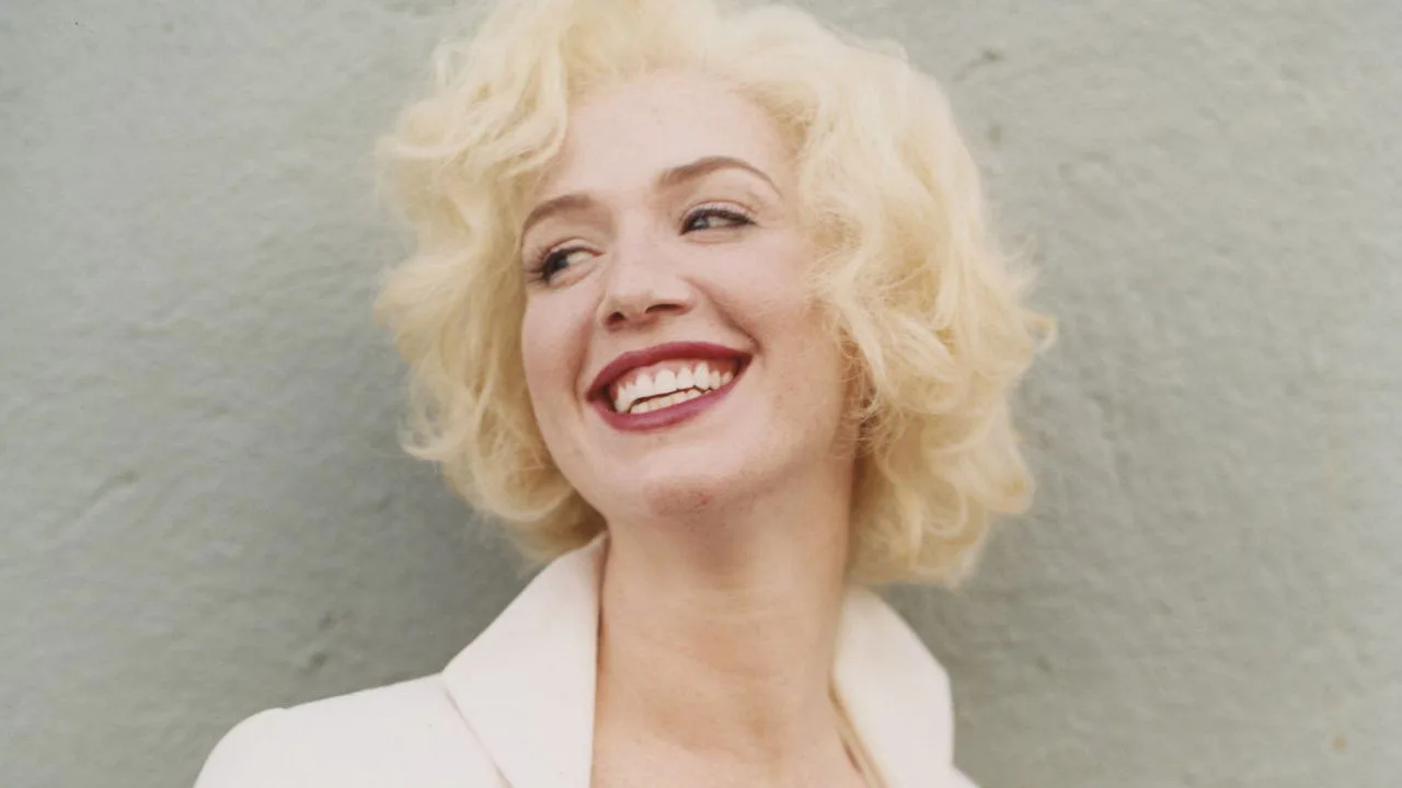 Blonde (2001)