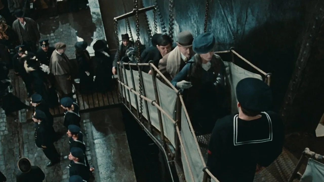 And the Ship Sails On (1983)