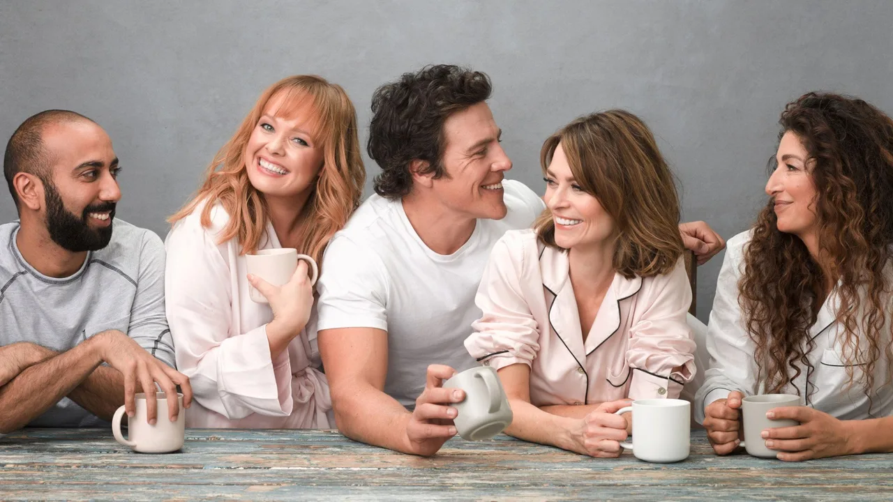 Five Bedrooms (2019)