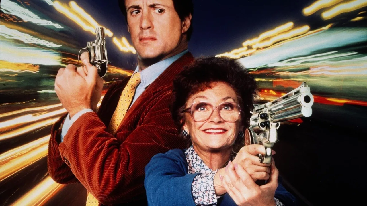 Stop! Or My Mom Will Shoot (1992)