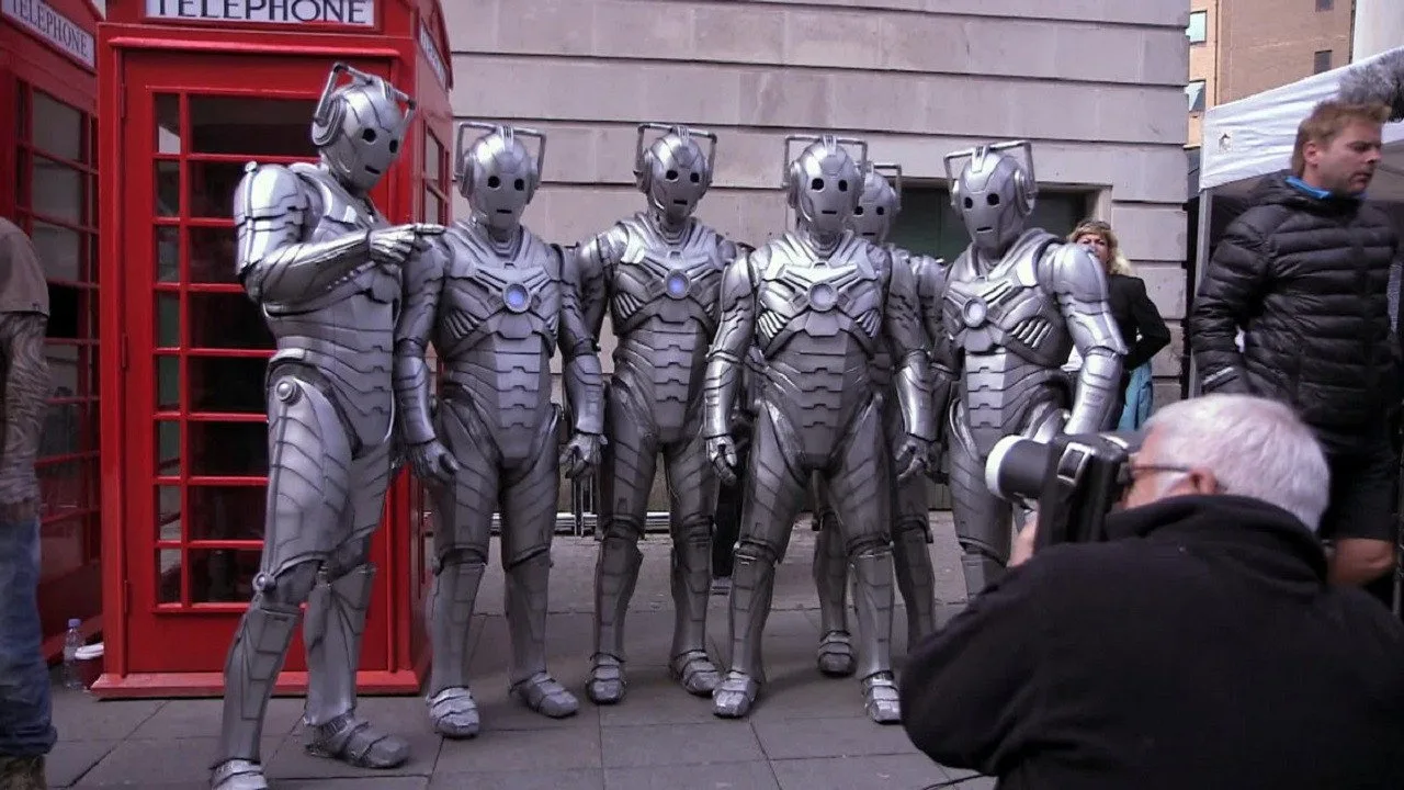 Doctor Who Extra (2014)