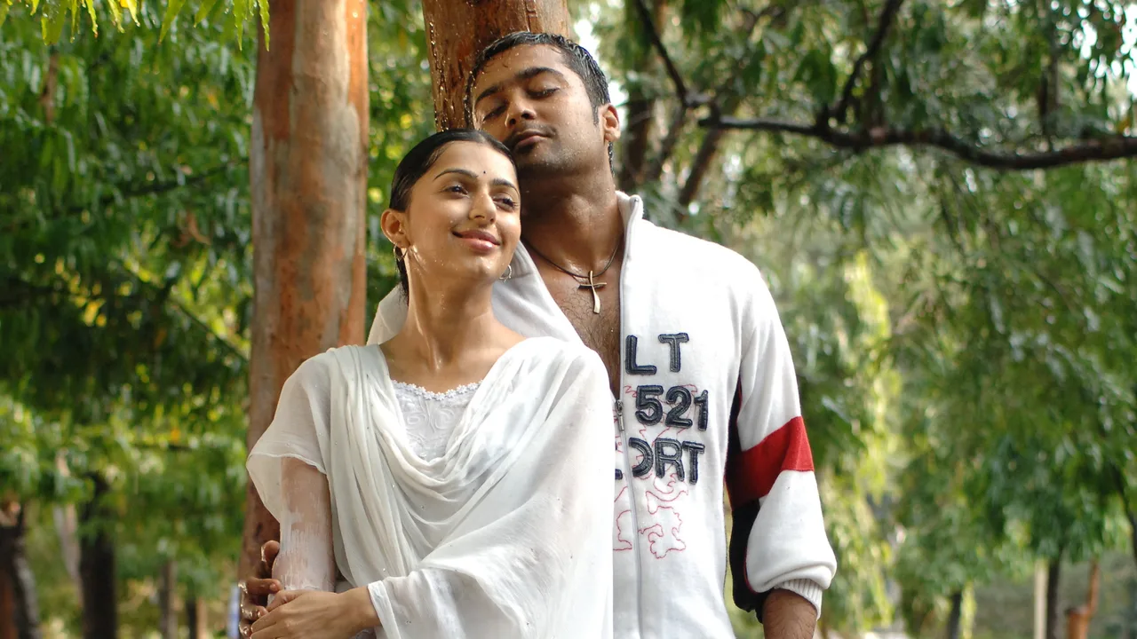 Sillunu Oru Kaadhal (2006)