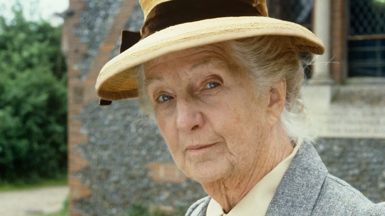 Miss Marple: The Moving Finger (1985)