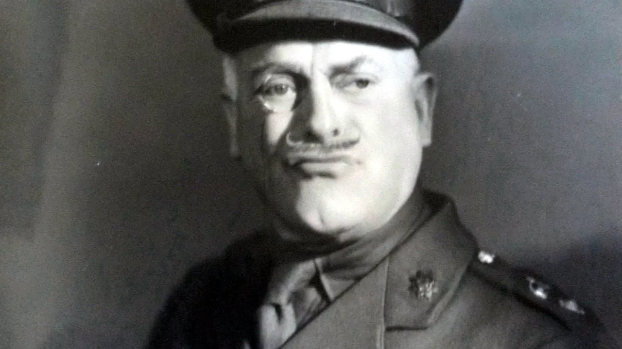 Orders Is Orders (1933)