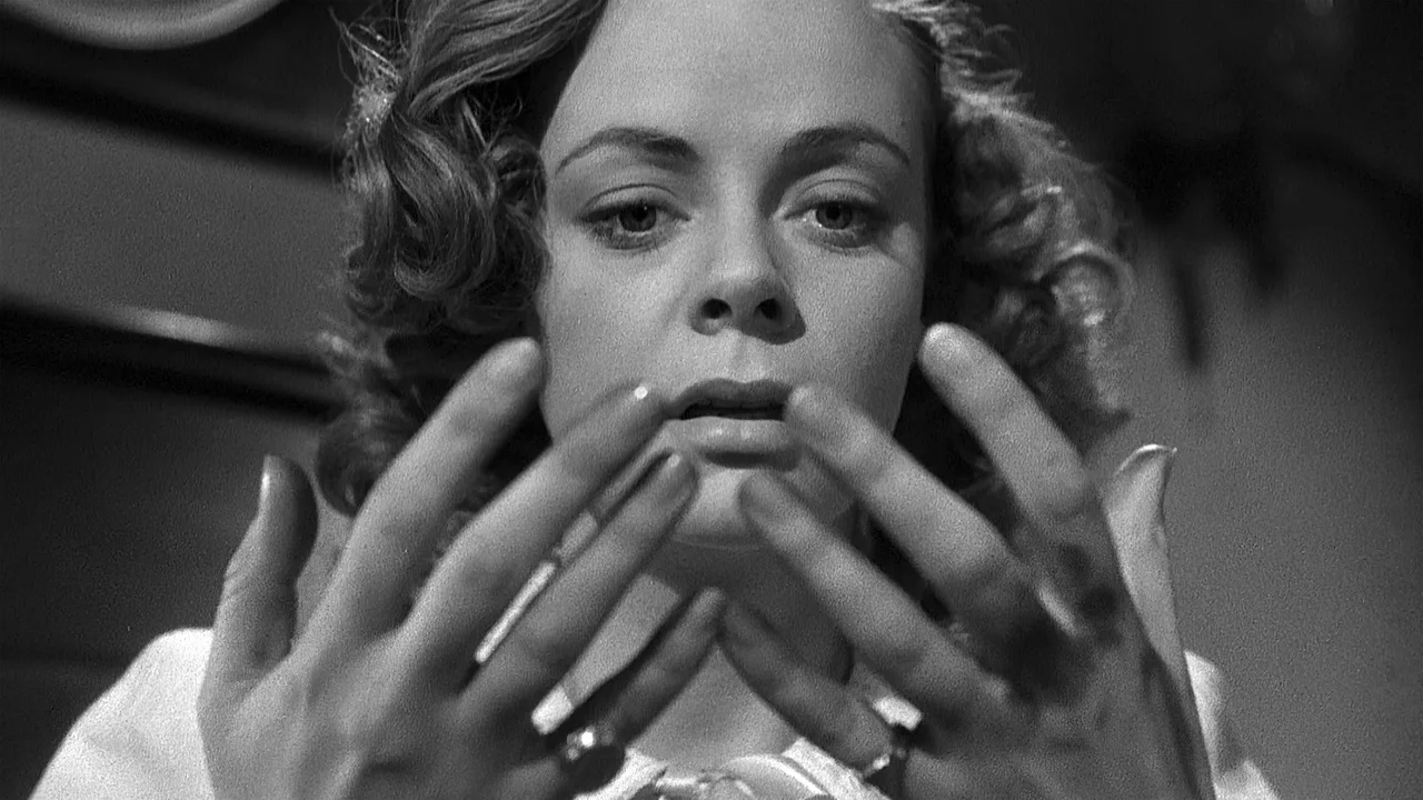 She-Wolf of London (1946)