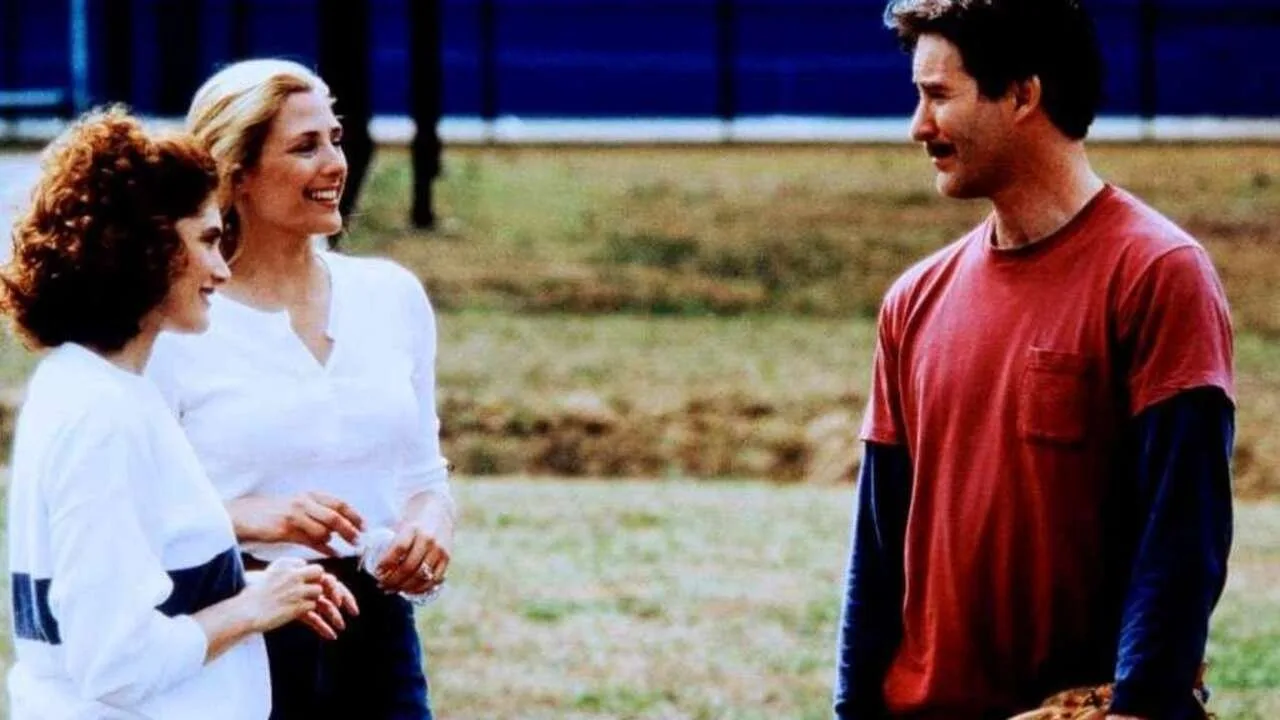 Consenting Adults (1992)
