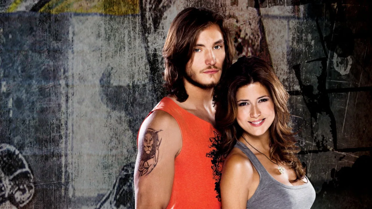 A mano limpia (2010)