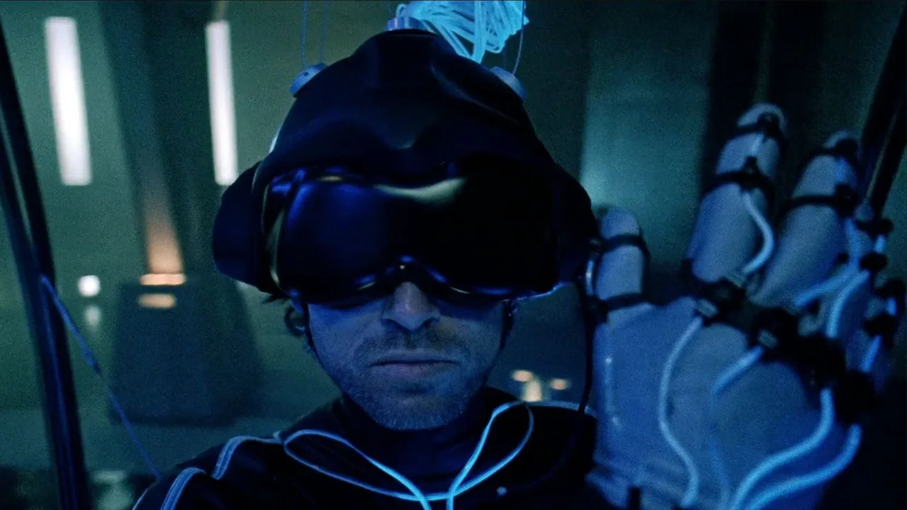 The Lawnmower Man (1992)