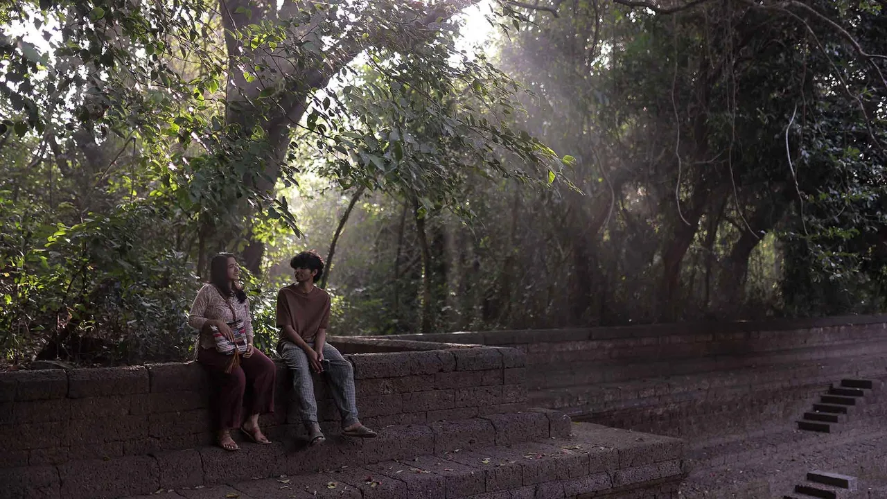 Narayaneente Moonnaanmakkal (2025)