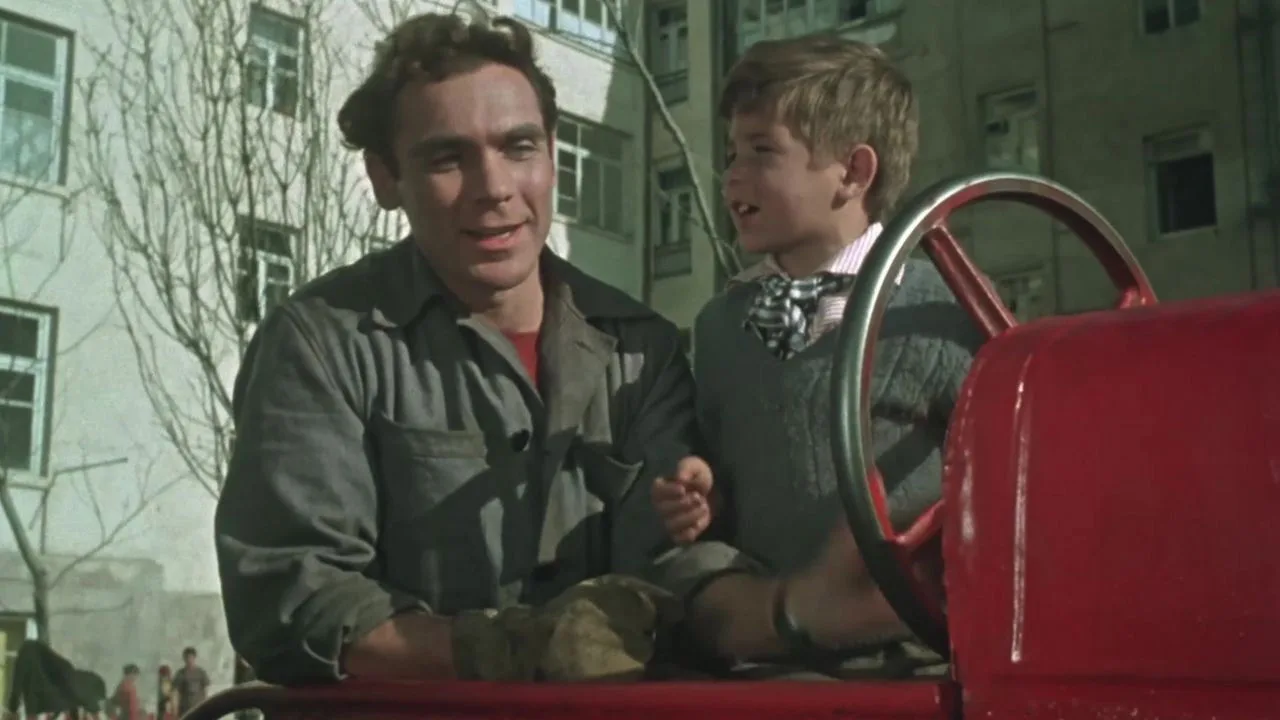 The Steamroller and the Violin (1961)