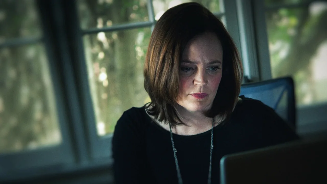 I'll Be Gone in the Dark (2020)