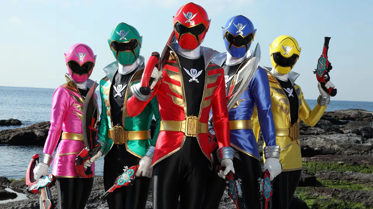 Kaizoku Sentai Gokaiger (2011)