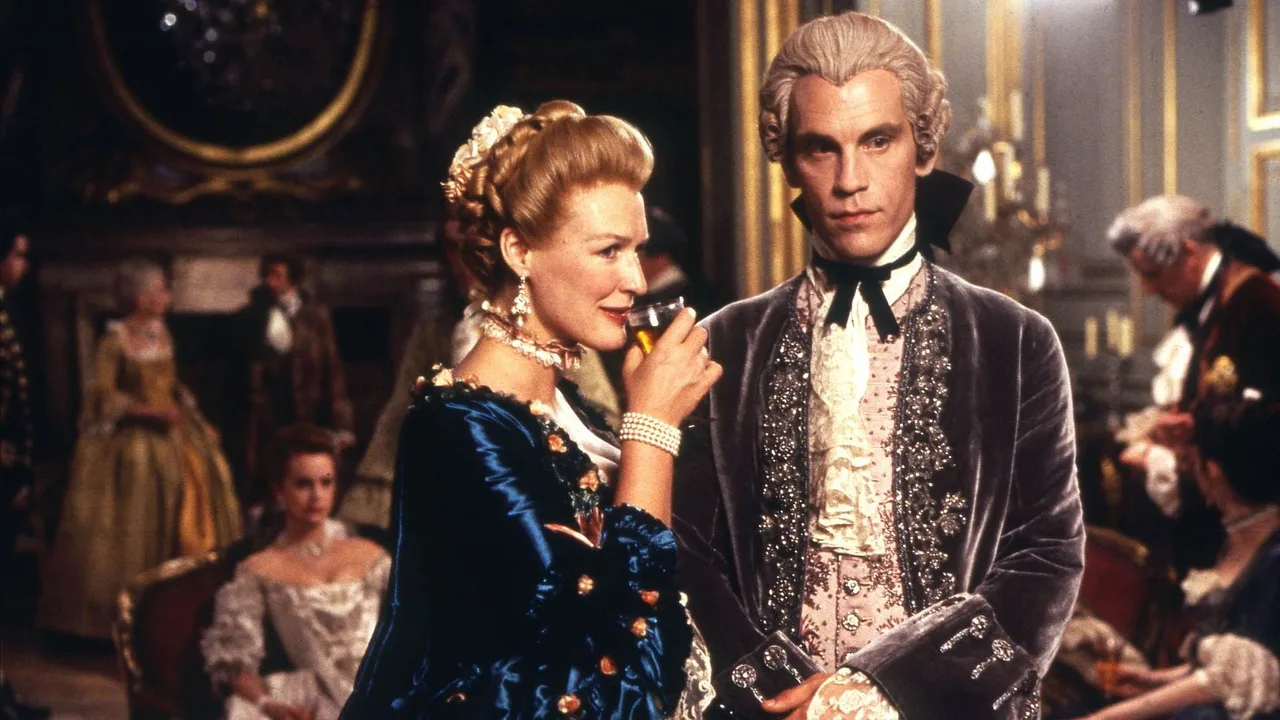 Dangerous Liaisons (1988)