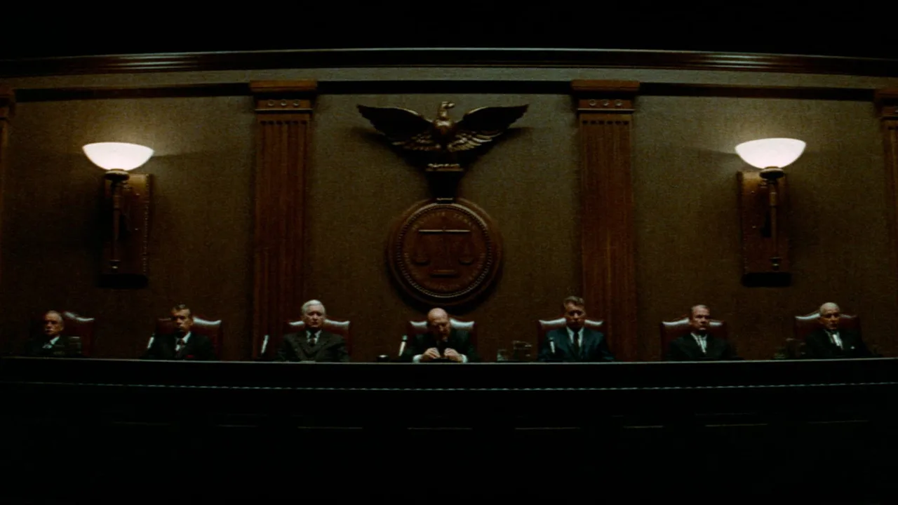 The Parallax View (1974)
