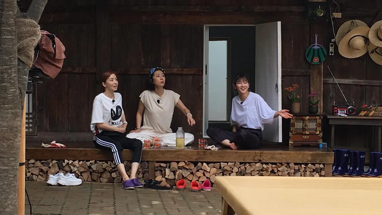 Three Meals a Day: Mountain Village (2019)
